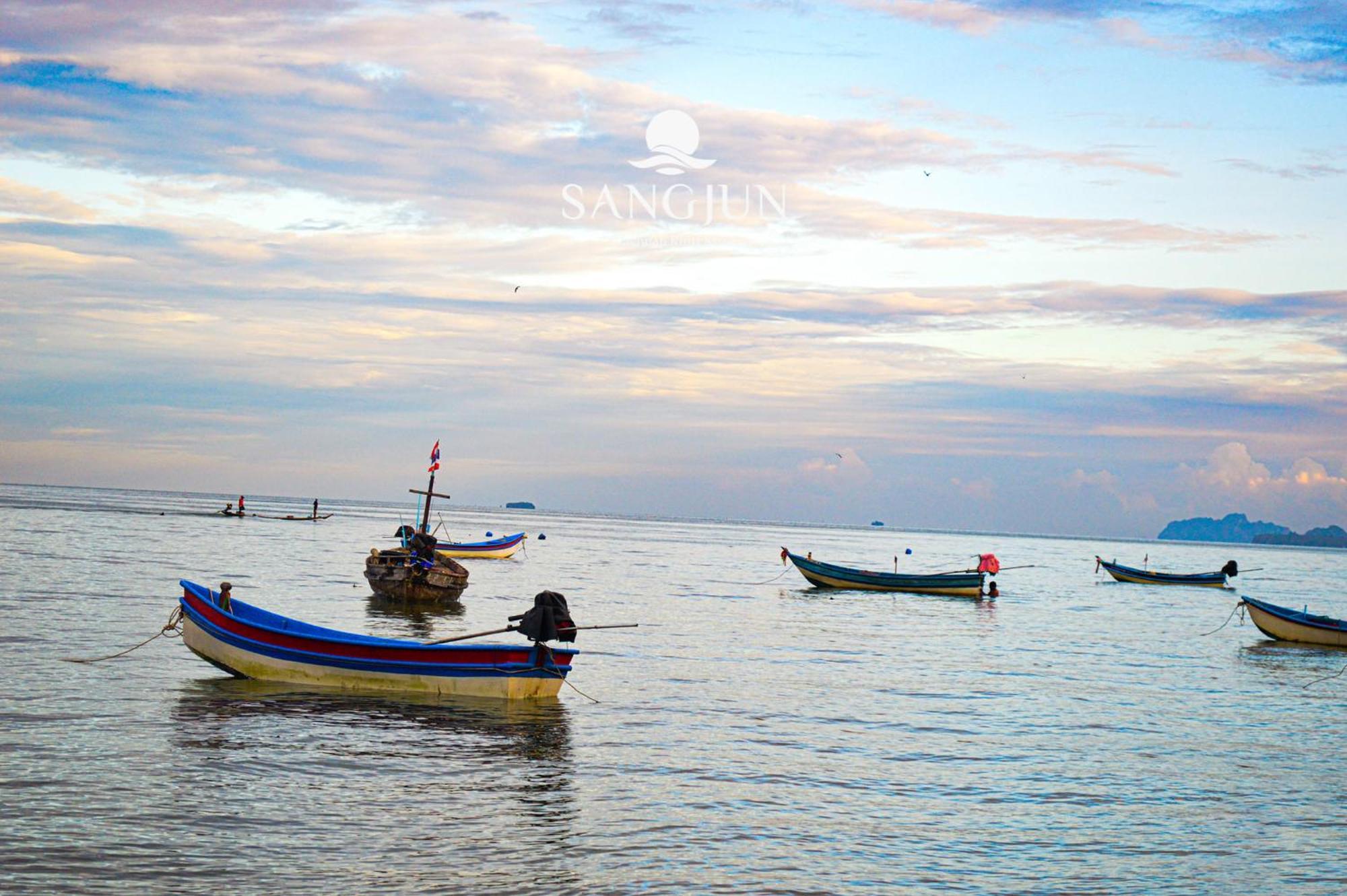 Sangjun On Beach Resort Bang Saphan Dış mekan fotoğraf