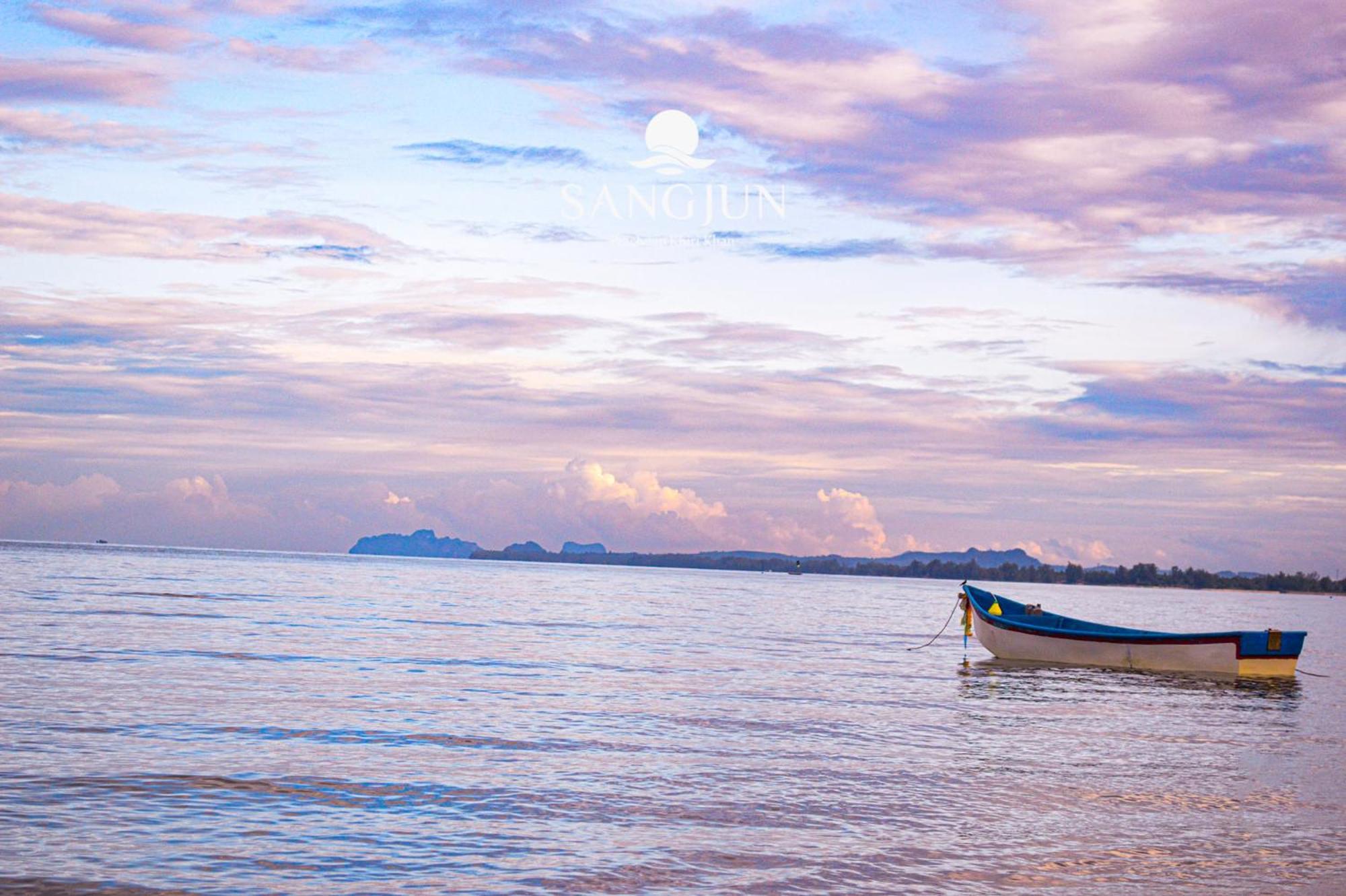 Sangjun On Beach Resort Bang Saphan Dış mekan fotoğraf