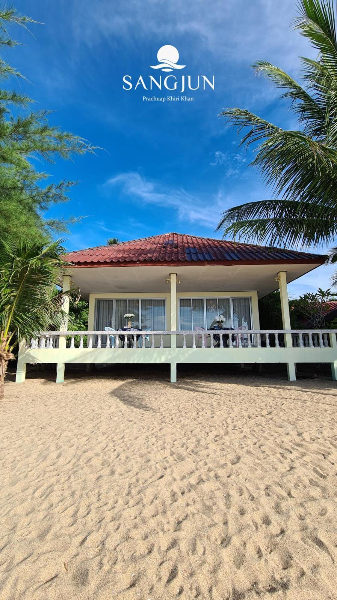 Sangjun On Beach Resort Bang Saphan Dış mekan fotoğraf